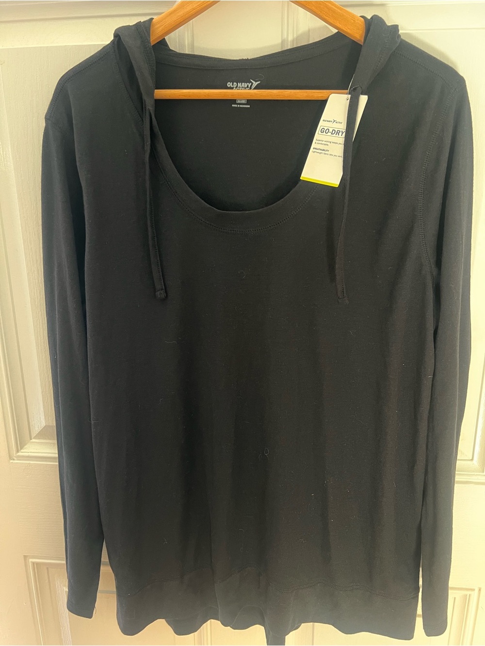 Old Navy Active Black Go-Dry Hoodie Size XL NWT